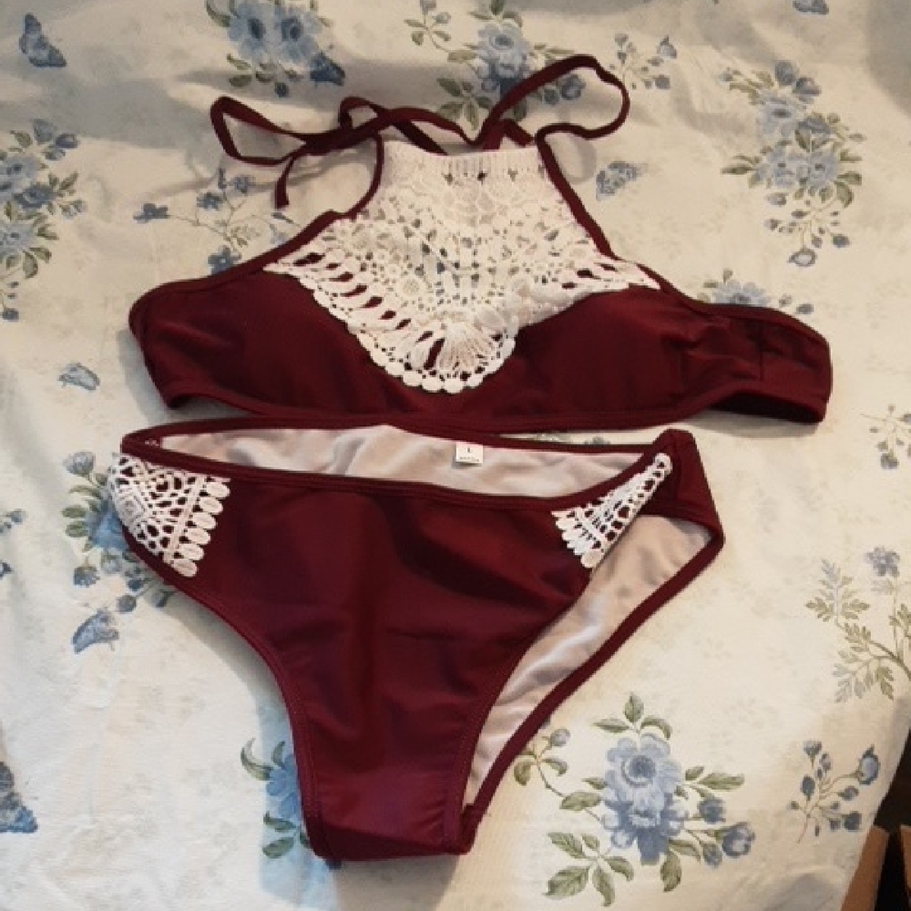 Elegant Red and White Bikini with Lace Details